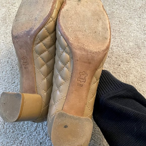 TORY BURCH Kaitlin Metallic Gold Toe Quilted Chunky Heel Size 10 - Picture 4 of 10